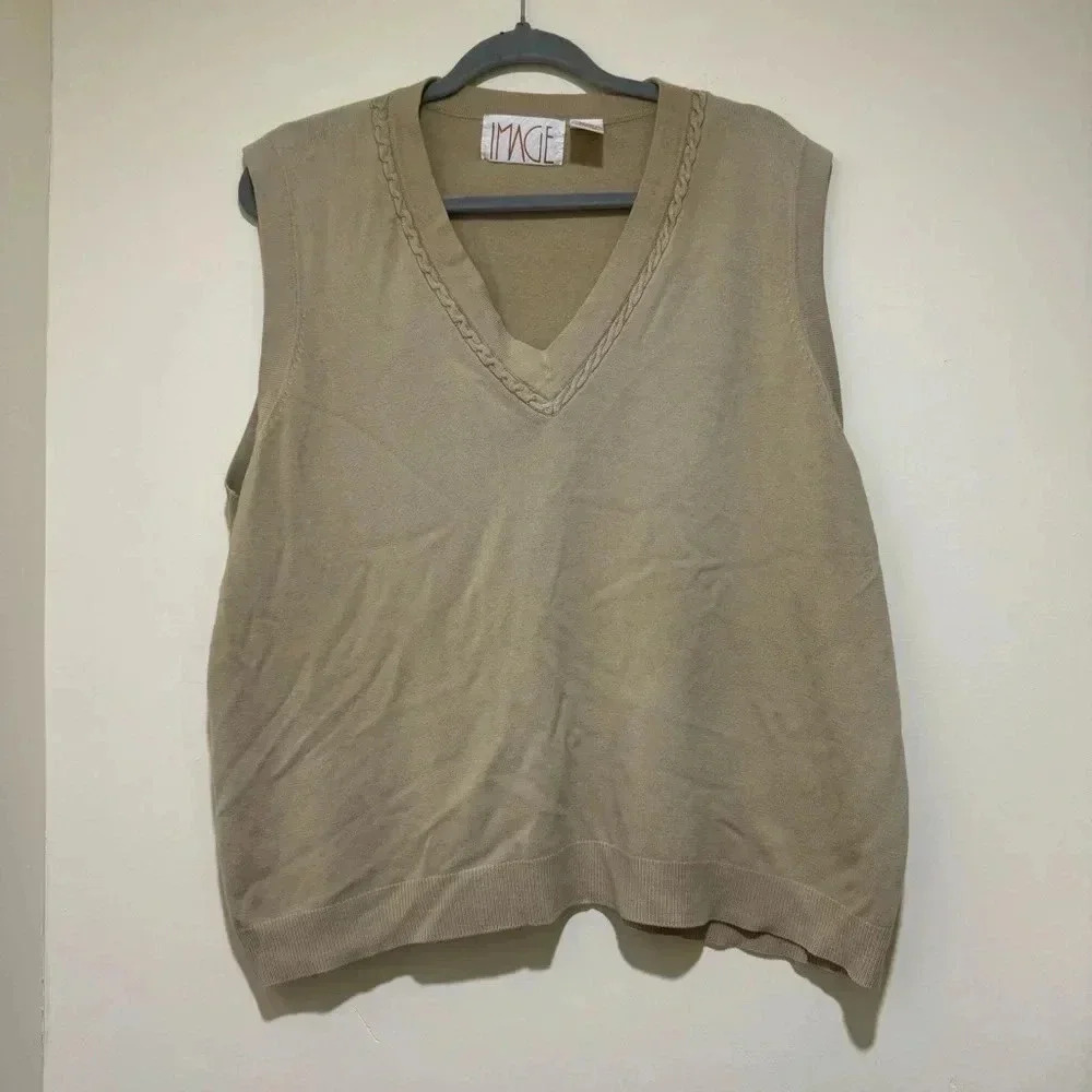 Women’s Vintage Image Brand Tan Colour V-Neck Plus Size Baggy Sweater Vest S: 2X